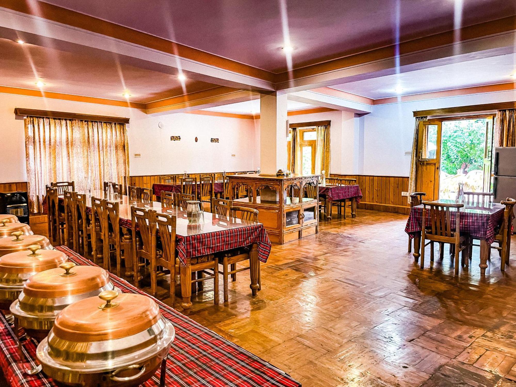 Hotel Shaynam Leh Bagian luar foto